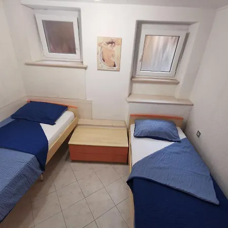 Apartma Staro Mestno Jedro Apartment